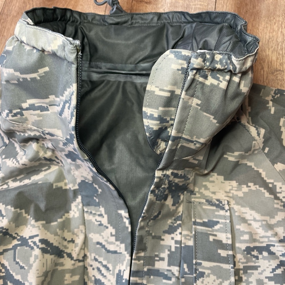 New Military Men’s Large Regular Parka Hooded Jacket  Environmental Camouflage! - Picture 5 of 9